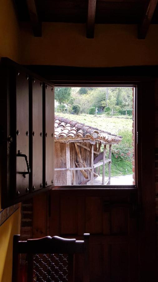 Carroceu Rural Lägenhet Onís Exteriör bild